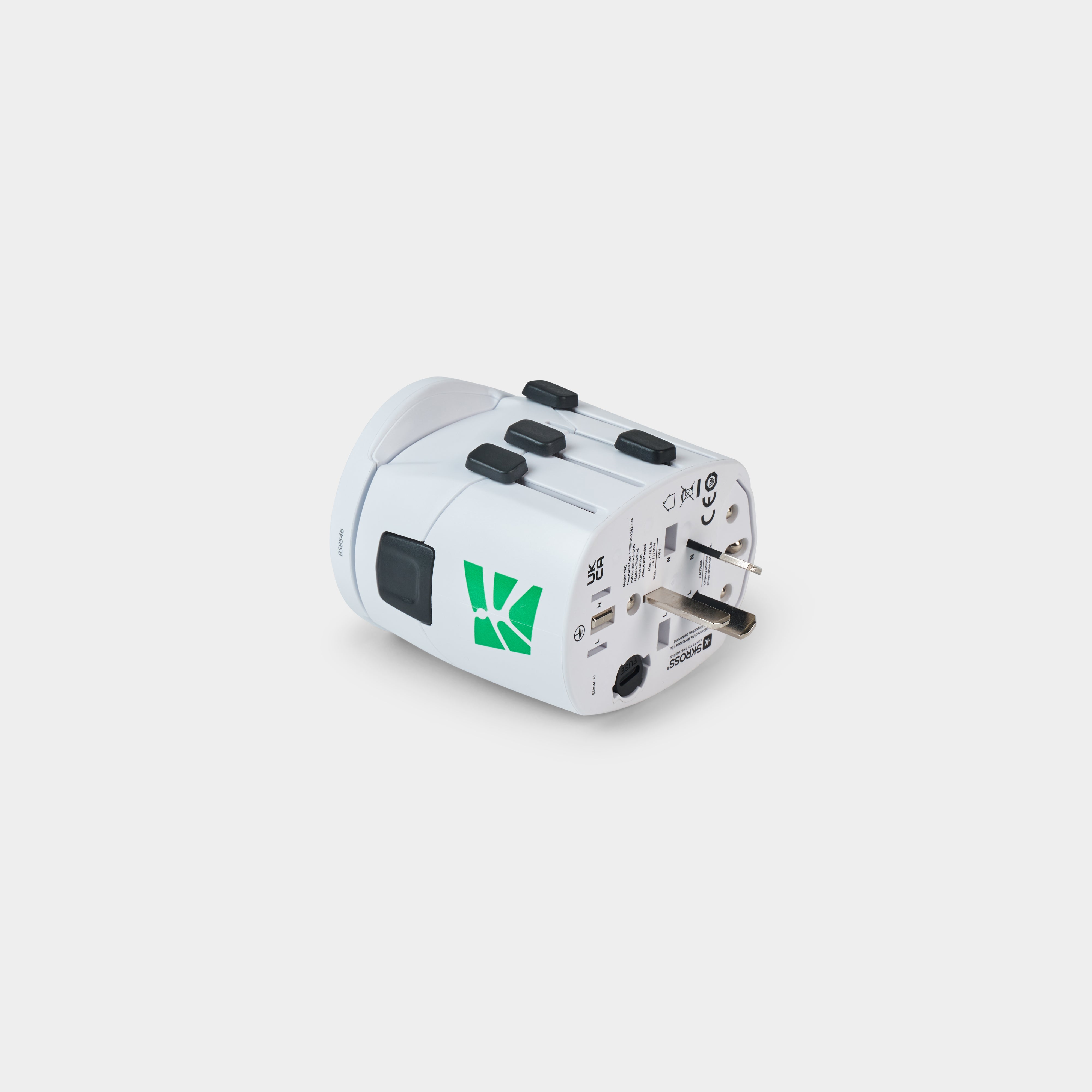 Travel adapter 